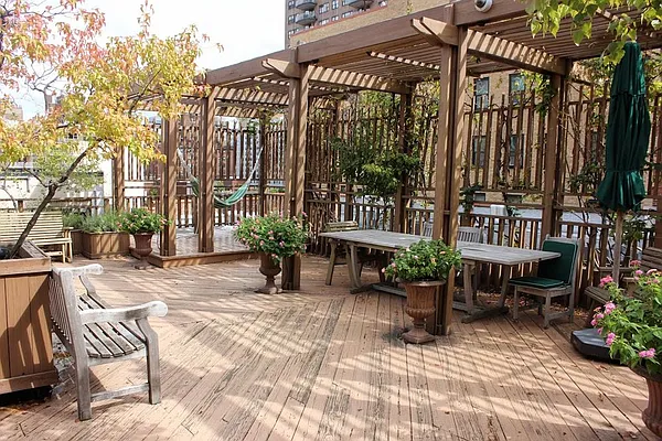 Sold by Mont Sky Real Estate | media 19