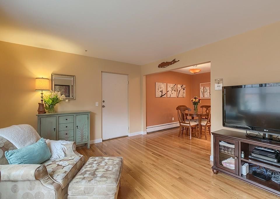 1st image of 766 Willard St Unit A6