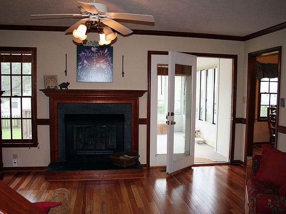 Living Room w/ Fireplace
