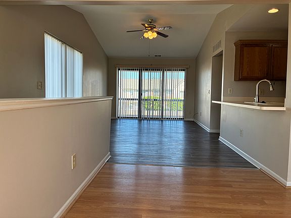5th image of 30637 Hidden Pines Ln