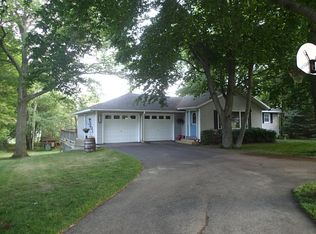 7039 W Abrahamson Rd, Ludington, MI 49431
