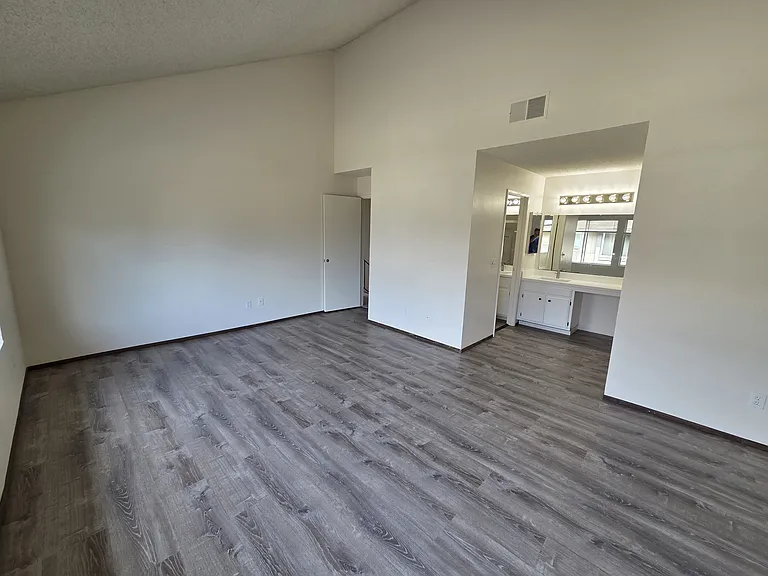 3103 Lucero Ct — Photo 9
