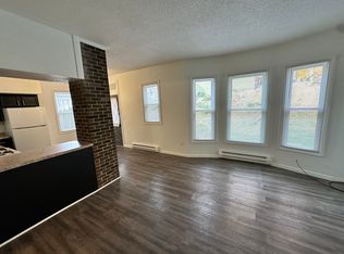 1103 University Pl #A, Burlington, IA 52601