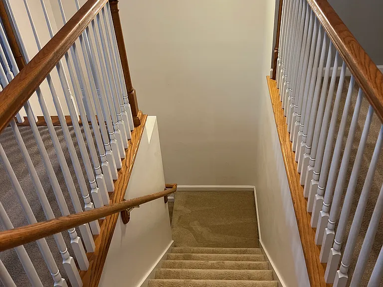3rd floor staircase, own door for entry/privacy around landing corner