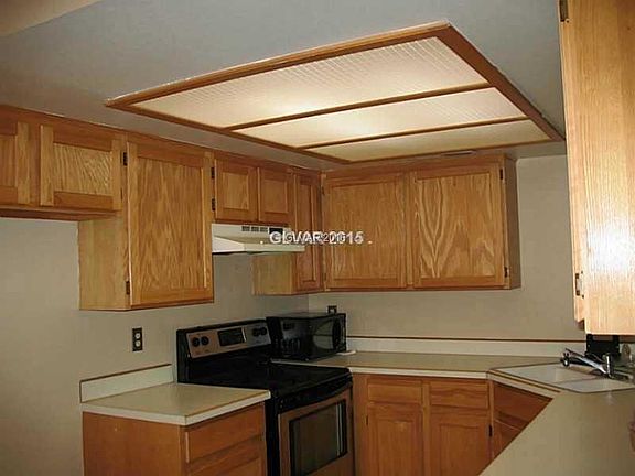 5th image of 721 Nectarine Ct #C