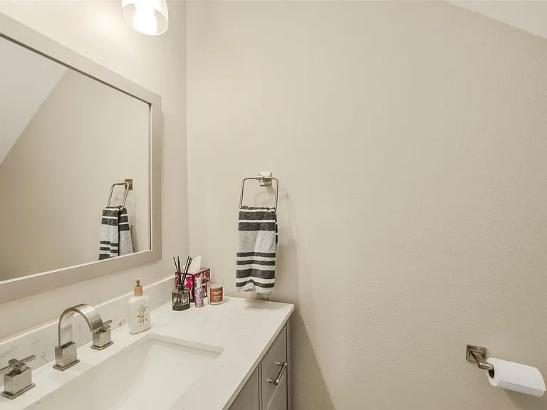 11026 Desert Springs Cir — Photo 17