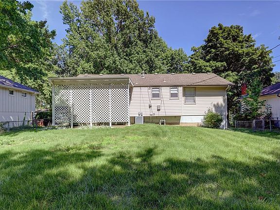 2nd image of 8818 Crescent Ave