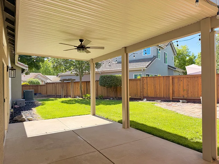 3628 Grand Point Ln — Photo 22