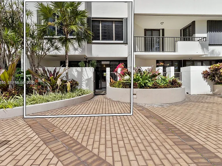 520 Brickell Key Dr #A307 — Photo 13
