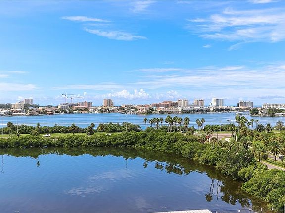 4th image of 31 Island Way APT 701