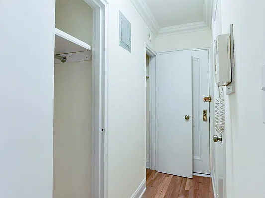 Rented by Urban Real Estate Inc | media 5