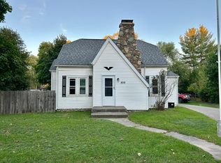 800 N Cayuga St, Gladwin, MI 48624