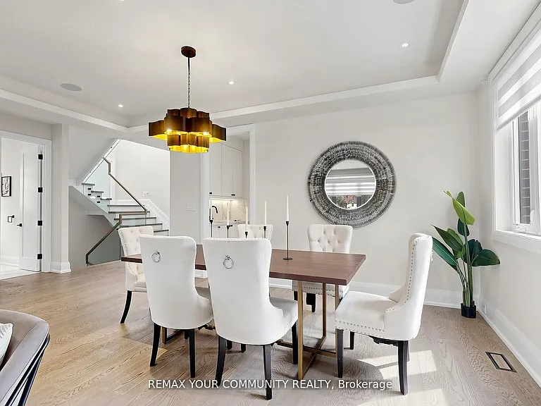 97 Ranee Ave — Photo 8