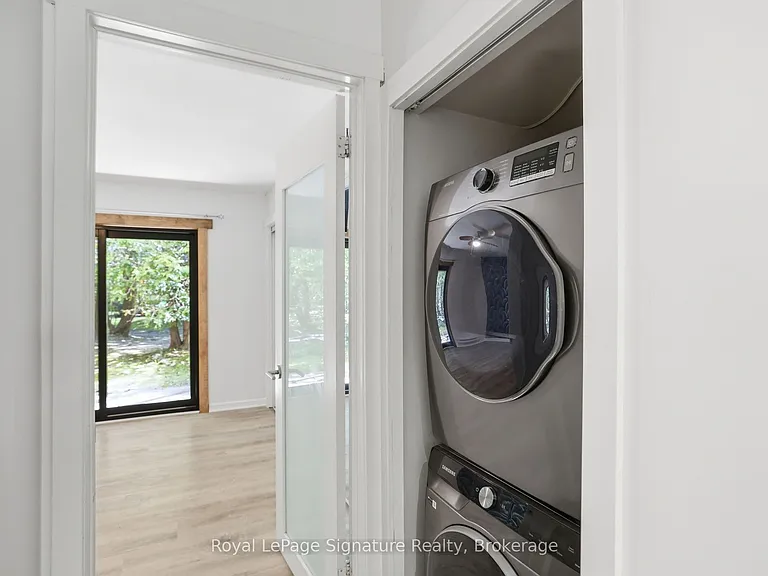 585 Oxbow Cres — Photo 25