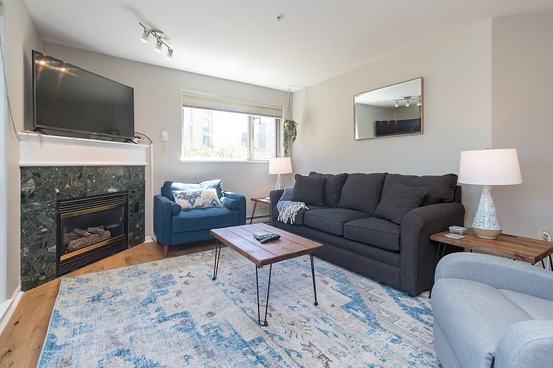 Victoria Apartment for rent - 2 Bedrooms in Victoria