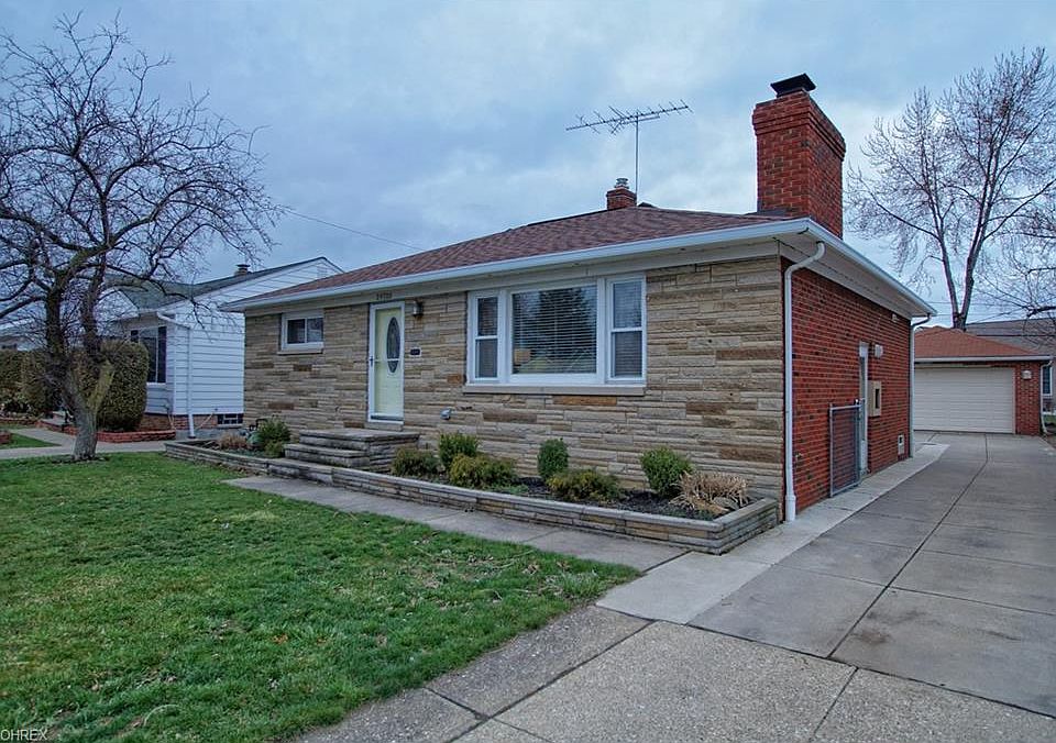 1st image of 29705 Fairway Blvd