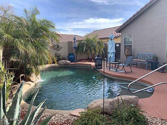 5th image of 15628 W Maui Ln
