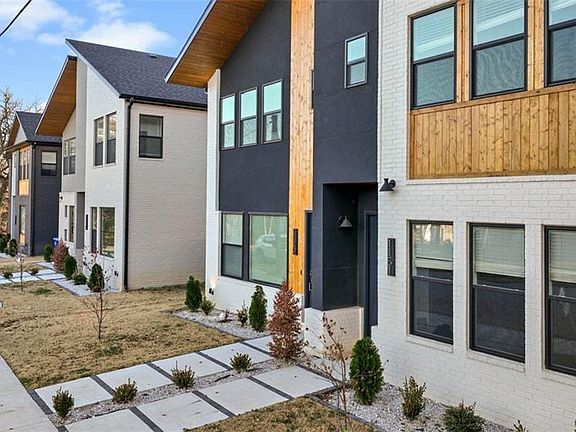3rd image of 1145 NE Monroe St #1