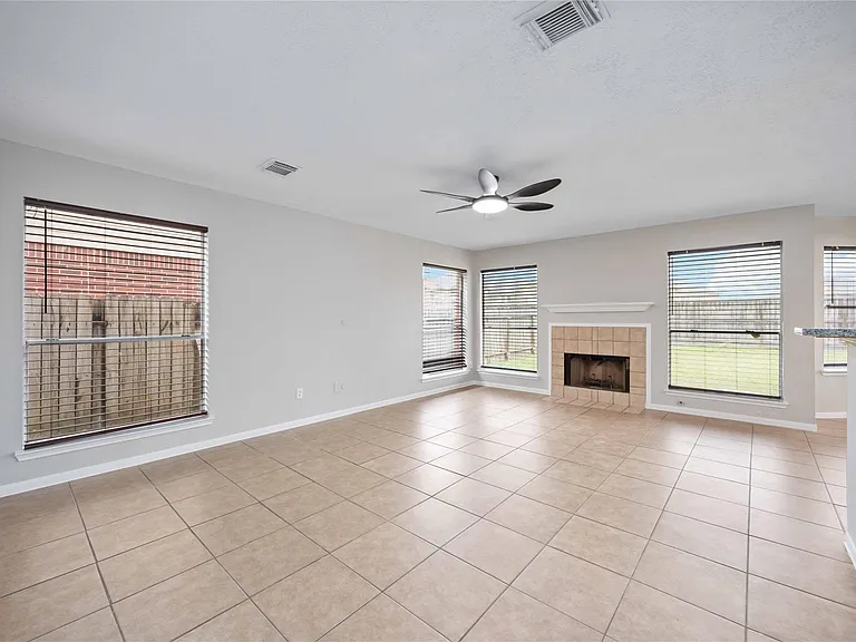 16710 Cheshire Place Dr — Photo 5