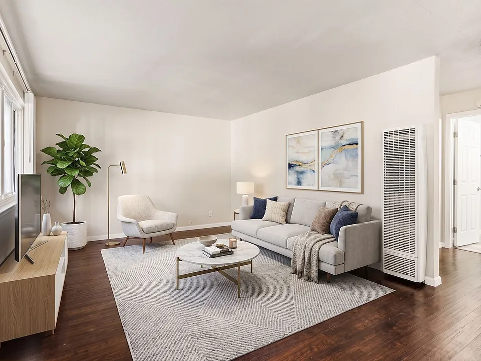 3256 Nicol Ave #2