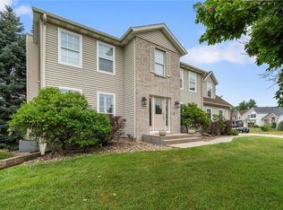 7522 Berkshire Dr NE, Cedar Rapids, IA 52402