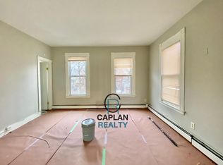 442 Poplar St #B, New Haven, CT 06513