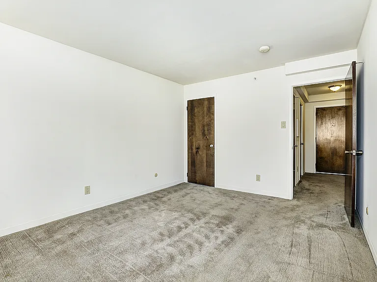 Bethlehem Towers — Photo 17