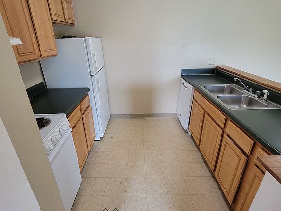 4th image of 410 13th Ave NW Unit 22