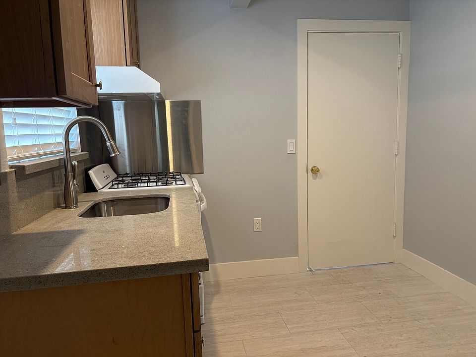 1st image of 122 California St Unit C