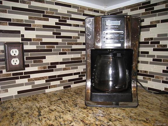 3rd image of 439 Brookwood Dr