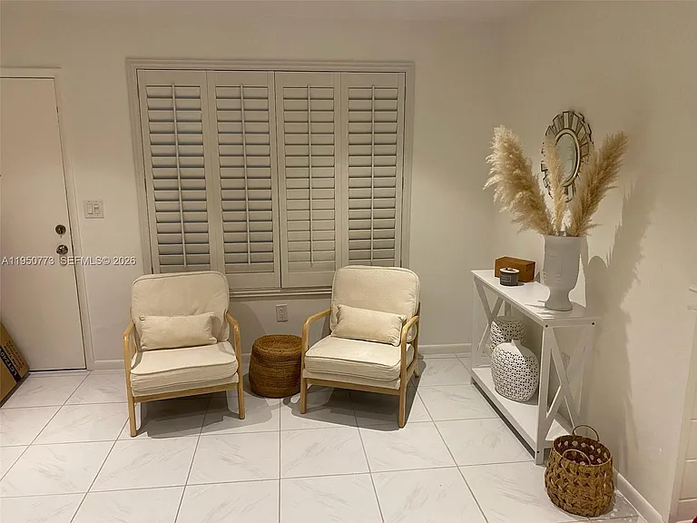 255 Sunrise Dr #308 — Photo 5