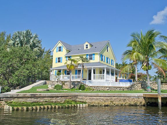 2nd image of 920 Roberts Road #1