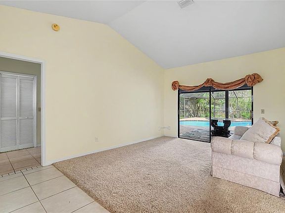 5th image of 1703 PADDOCK DRIVE