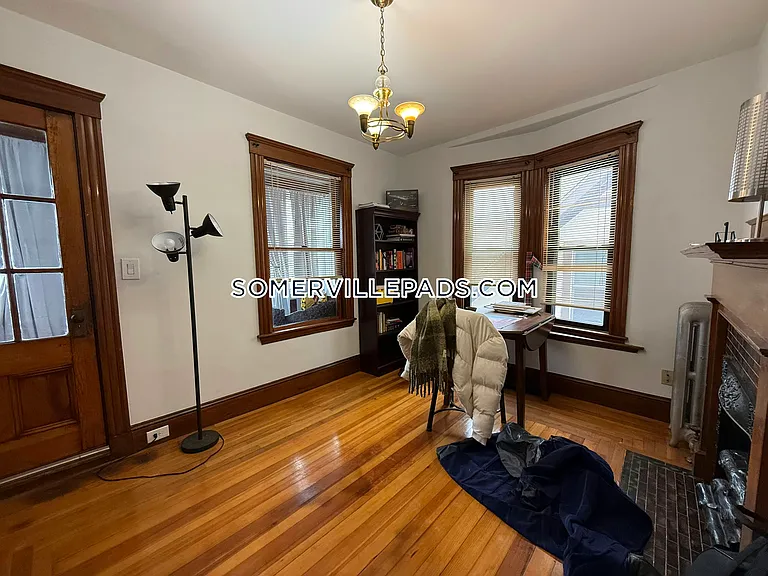 449 Broadway #2 — Photo 8
