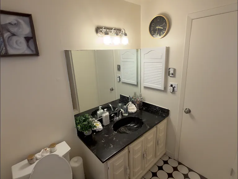 37 Sherman St #B — Photo 6