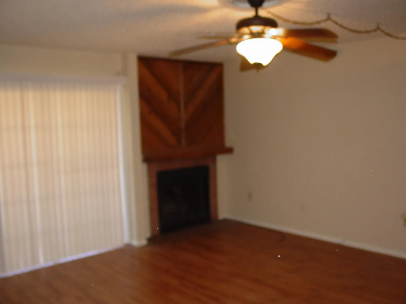 2 bed, 1006 sqft, $1,495 — Photo 3