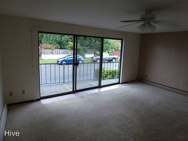 1st image of 11254 Greenwood Ave N APT 104