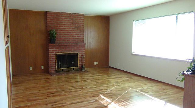 1st image of 702 N 18th St
