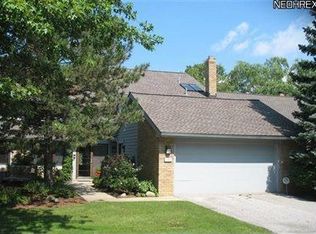 7 Kenwood Ct, Beachwood, OH 44122