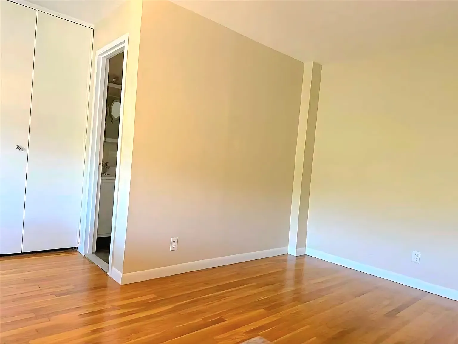 1 bed, $2,200 — Photo 4