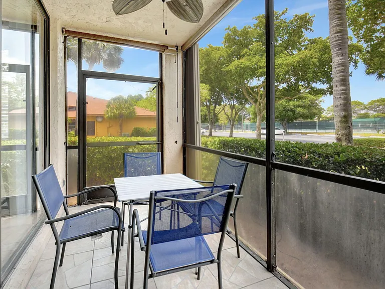 600 Egret Cir #7105 — Photo 17