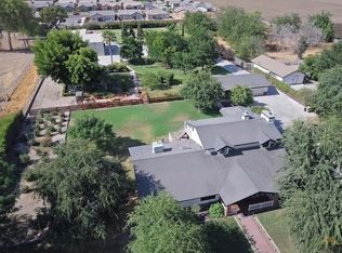 340 E McKee Rd, Bakersfield, CA 93307