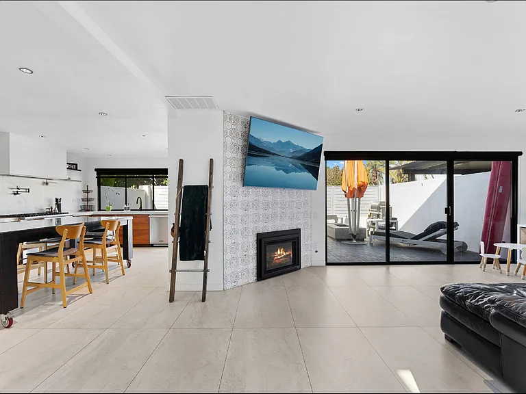 7 Gingertree Ln — Photo 11