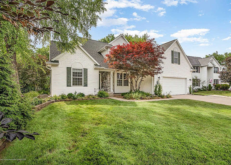 2nd image of 2231 Beechnut Trl