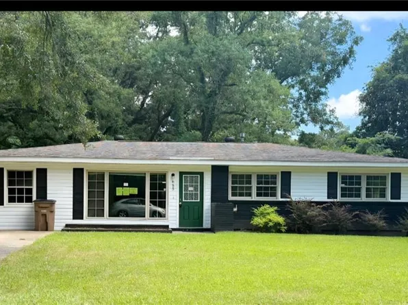 655 Wilshire Rd, Mobile, AL 36609