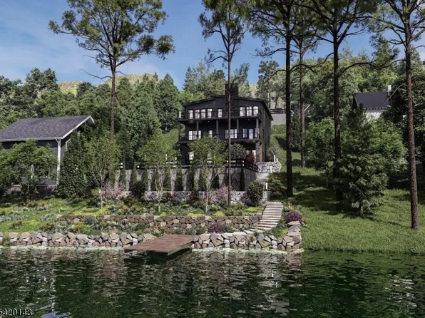 323 Lakeview Ave, Ringwood Boro, NJ 07456