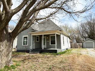 1328 N Concord Ave, Springfield, MO 65802