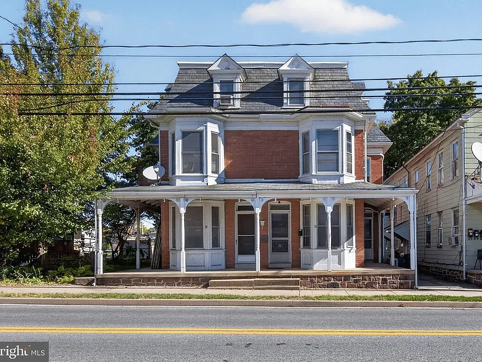 31 N Main St