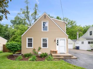 532 Willard Ave, Elgin, IL 60120