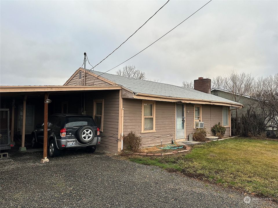 2nd image of 321 S Holly Drive